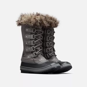 Sorel Joan of Artic winter boots gray